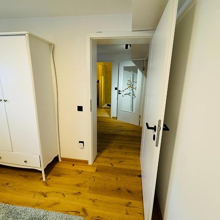 Ferien- Und Business Apartment Cadolzburg Bagian luar foto