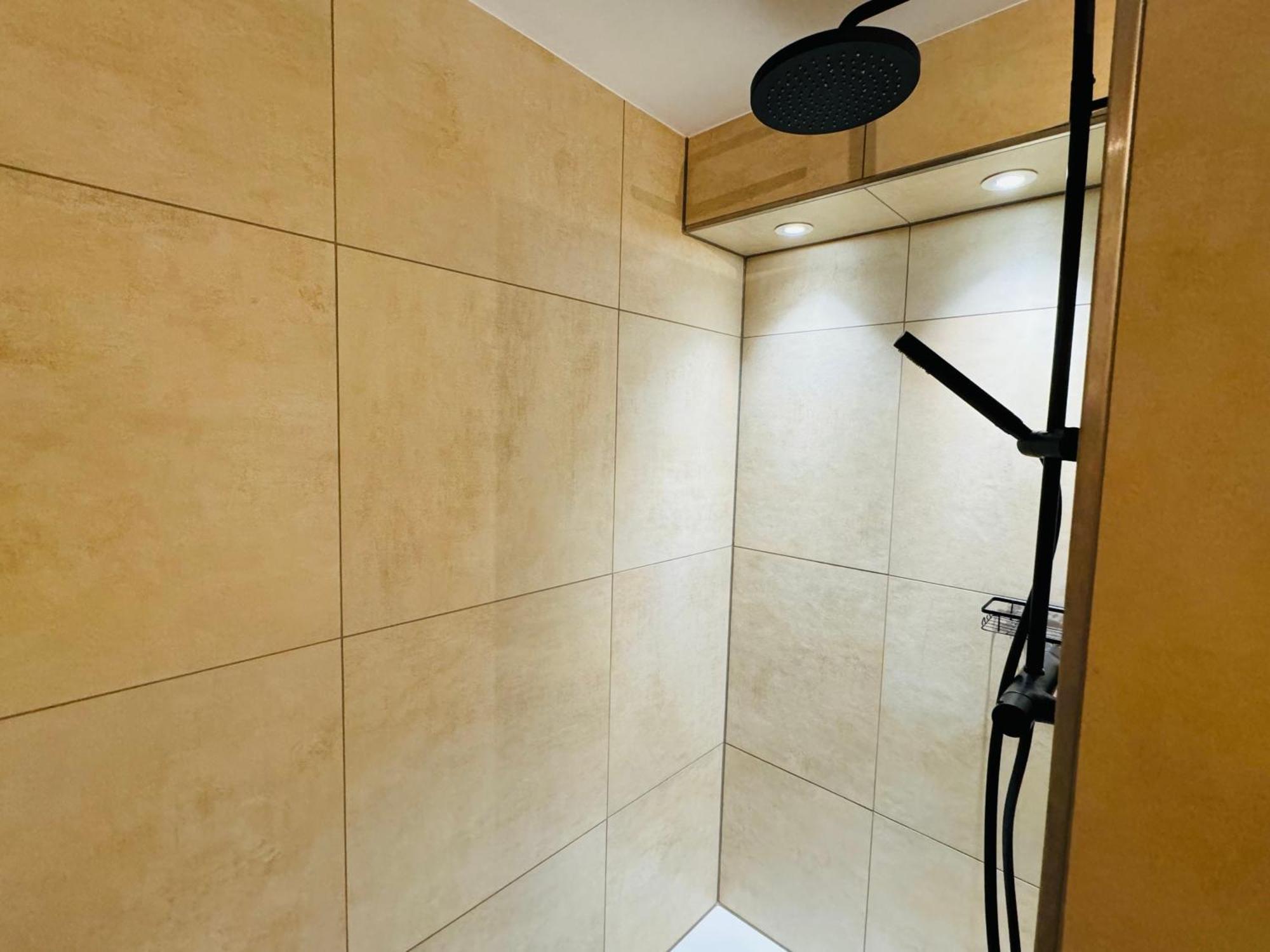 Ferien- Und Business Apartment Cadolzburg Bagian luar foto