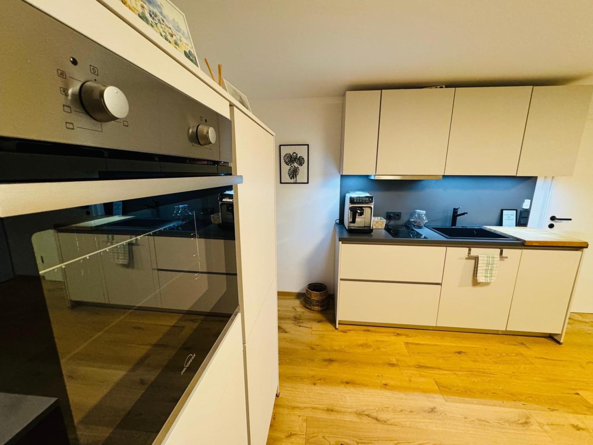 Ferien- Und Business Apartment Cadolzburg Bagian luar foto