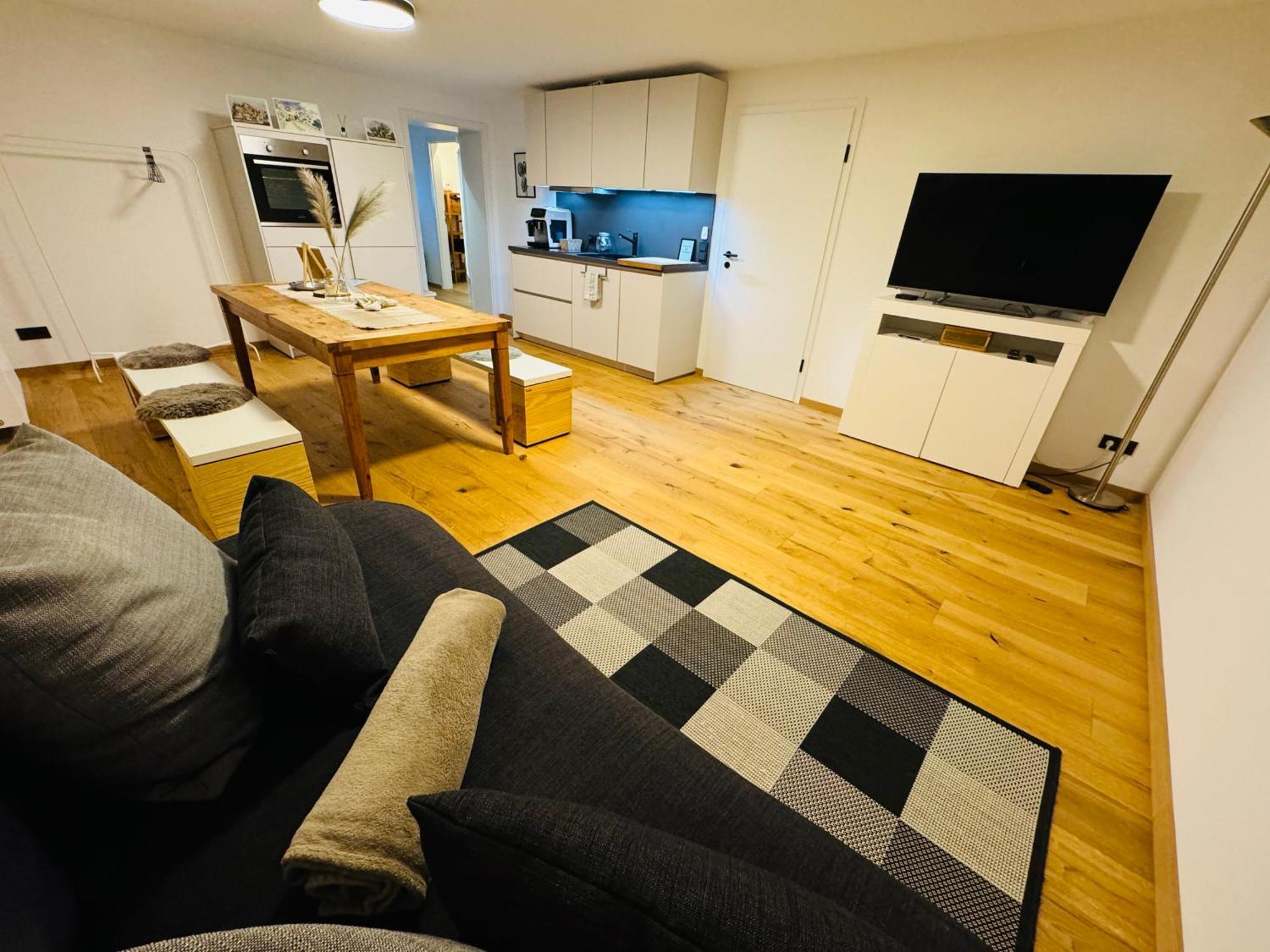 Ferien- Und Business Apartment Cadolzburg Bagian luar foto